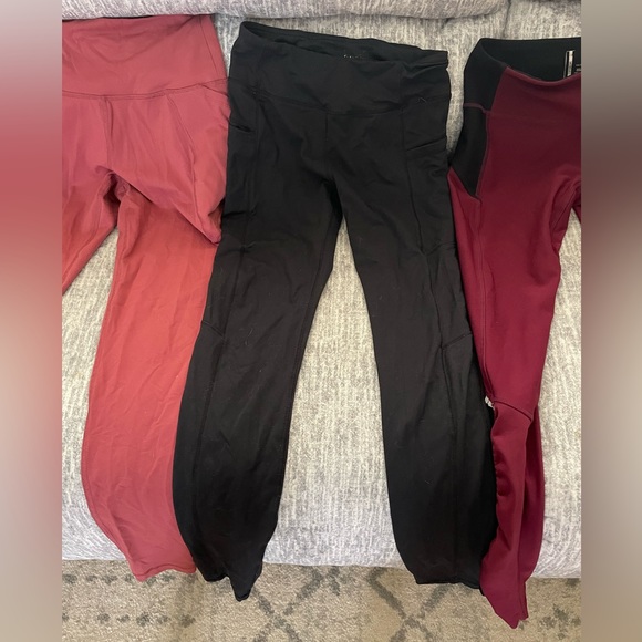 4 Pairs Of Leggings - Picture 3 of 6